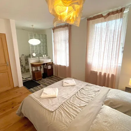 Charmant 2 Pieces Atypique Lägenhet Mulhouse